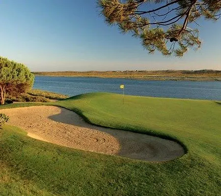 Апартаменты By The