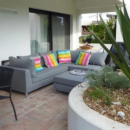 Appartement By The *